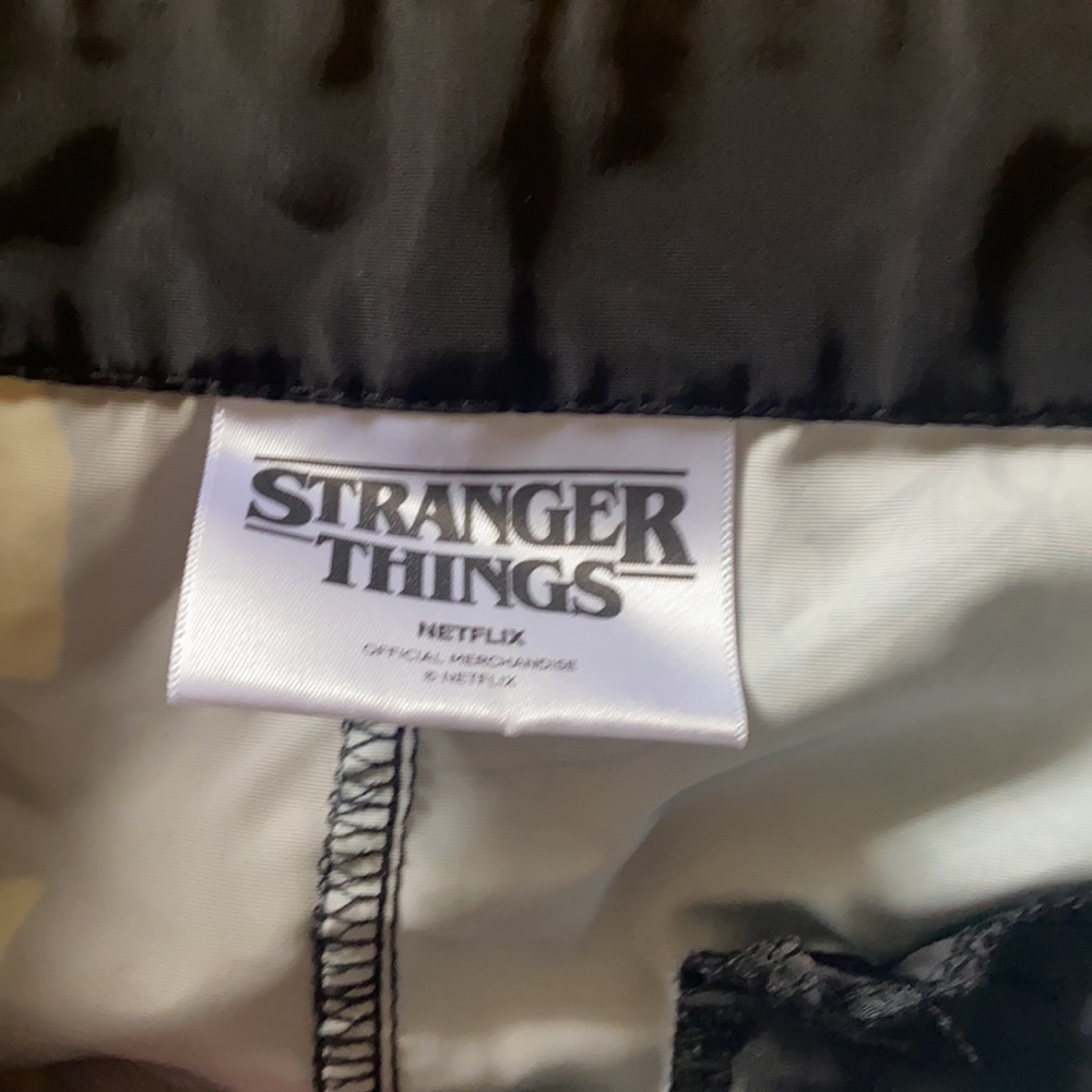 Nwot Stranger Things The Upside Down Novelty Skirt - image 6